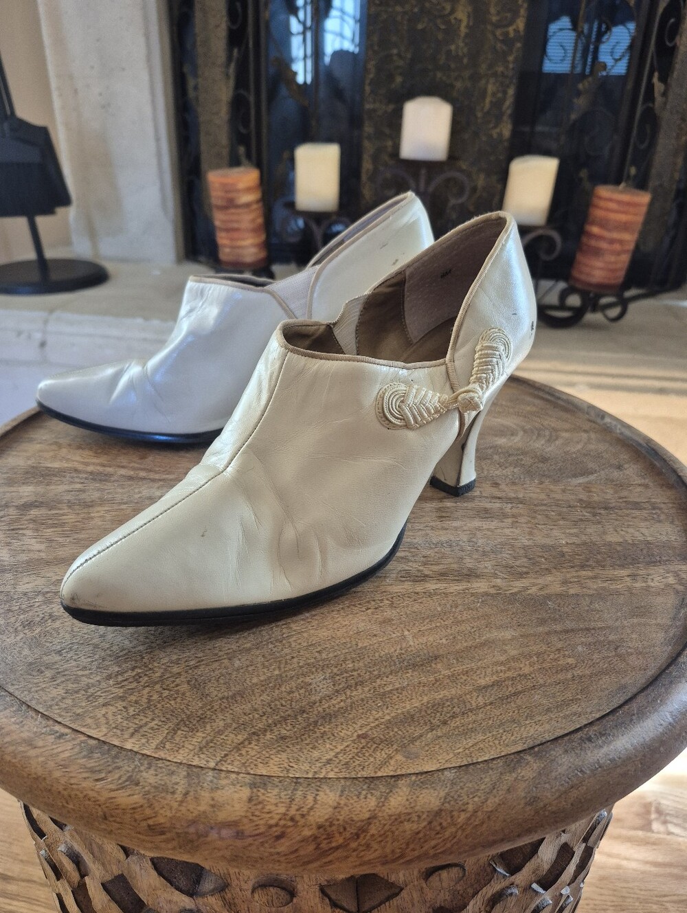 Vintage Womenโs Cream Heeled Leather Booties - Elegant Slip-On Style